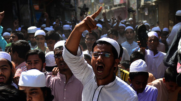 File:Bangladesh Muslims demand death penalty for atheist bloggers 3.jpg