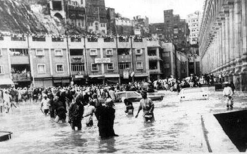 File:Mecca flood in 1941.jpg