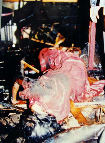 File:Indo May 1998 riots 01.jpg
