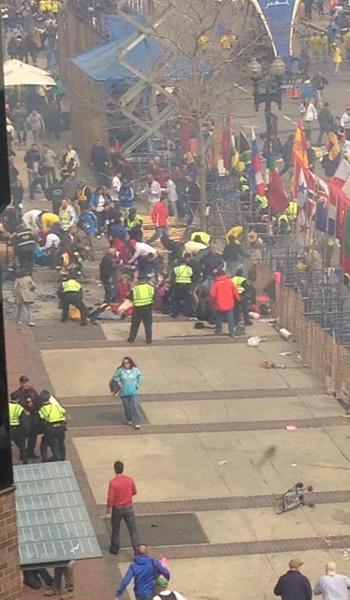 File:Boston marathon bombing 14.jpg